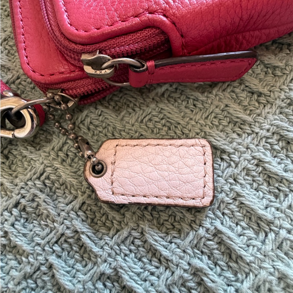 Coach pink leather wristlet double zip wallet - Picture 5 of 12